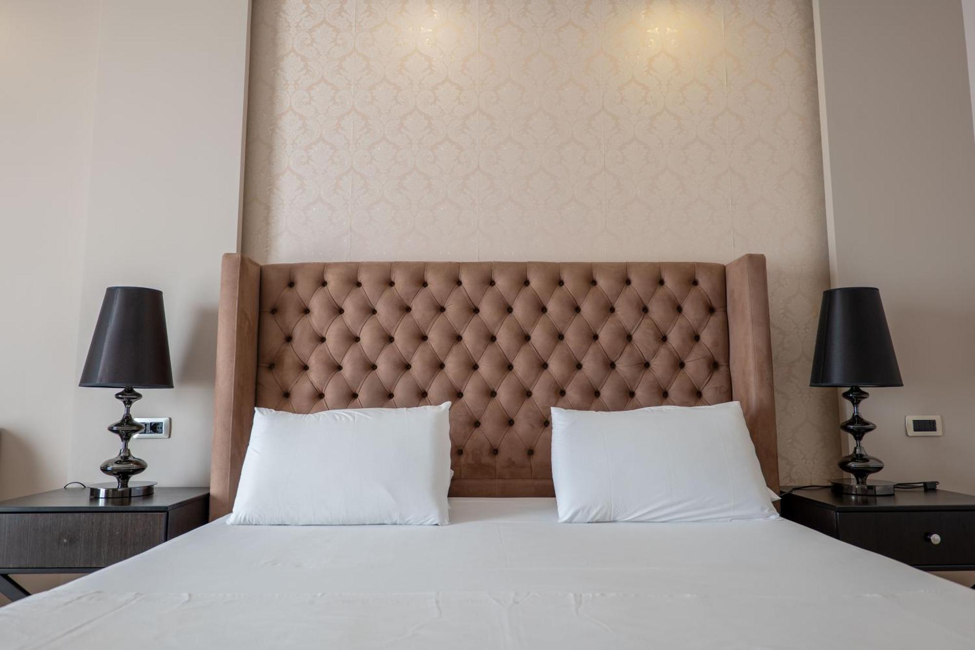 Hotel Sejko Саранда Экстерьер фото