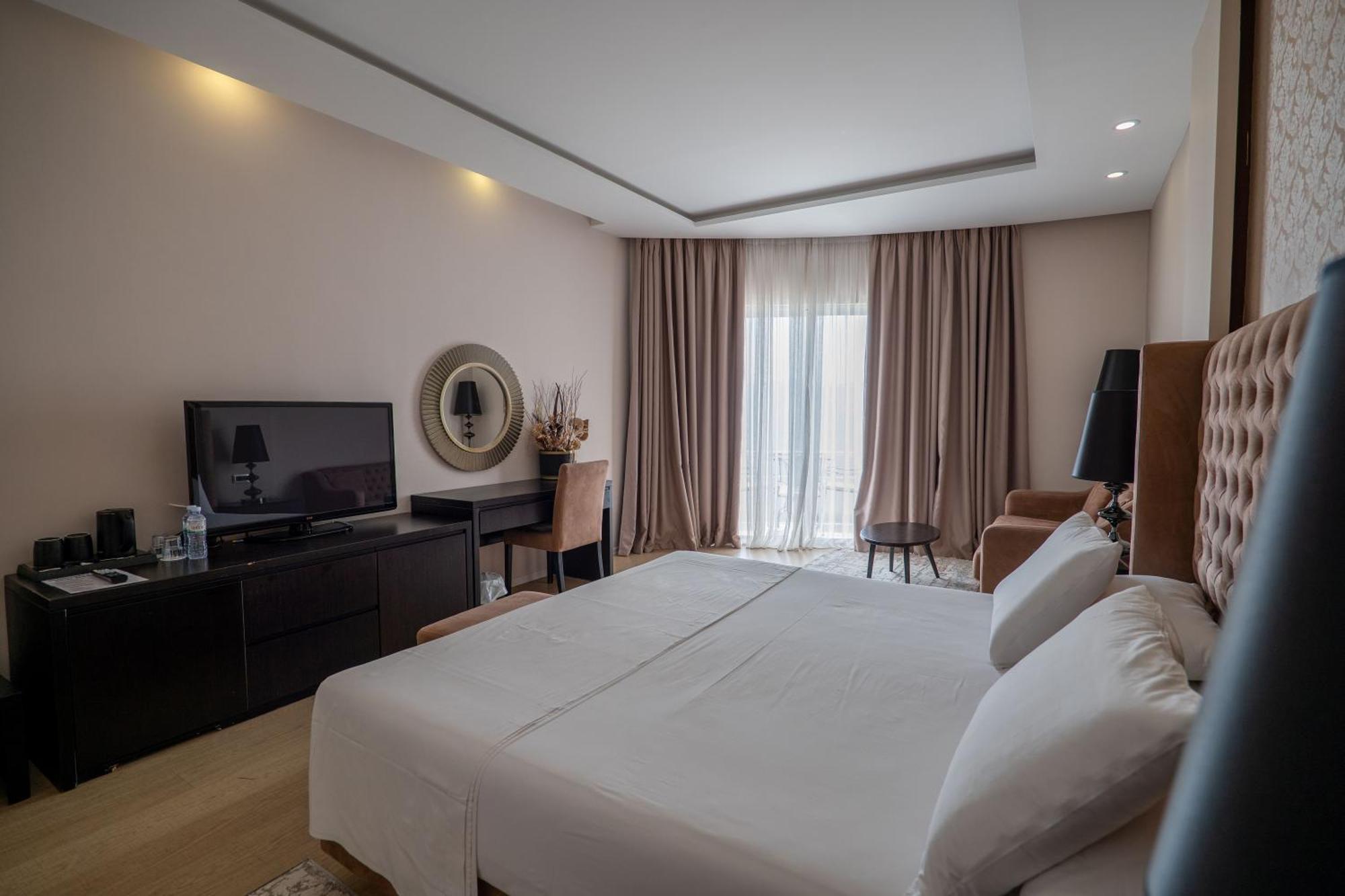 Hotel Sejko Саранда Экстерьер фото